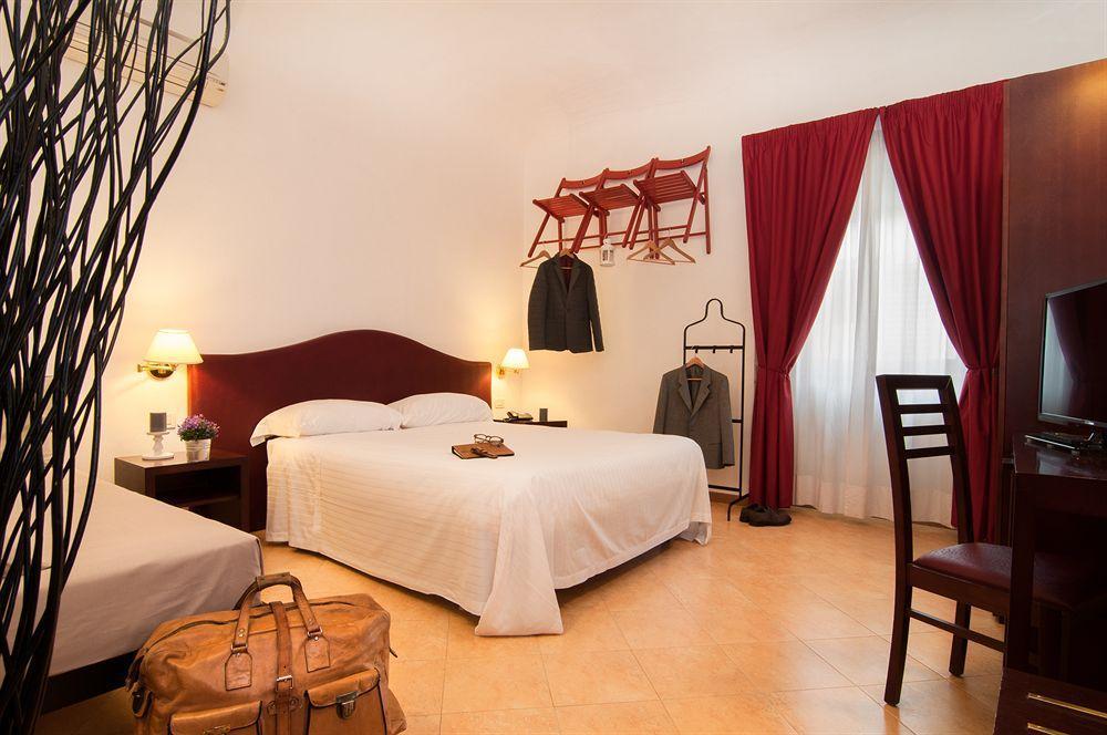 Hotel Cardinal Of Florence - Recommended For Ages 25 To 55 Φλωρεντία Εξωτερικό φωτογραφία
